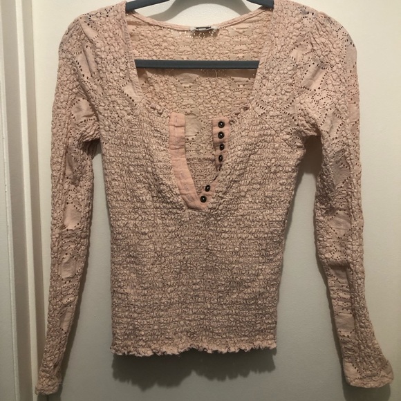 Gimmick ruched top - Picture 1 of 1